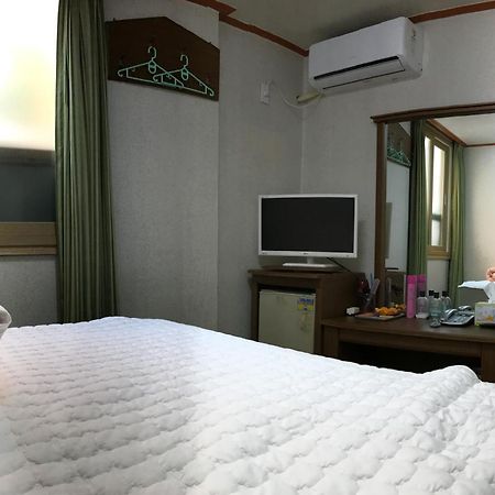 J Motel Busan Exterior photo